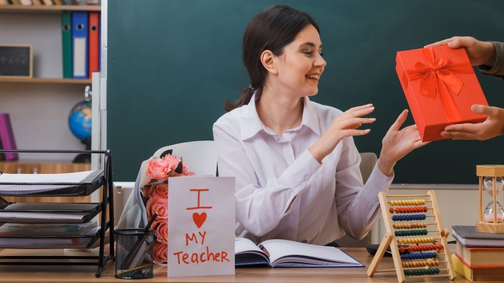 Best Teacher Gifts for 2025 Under £10