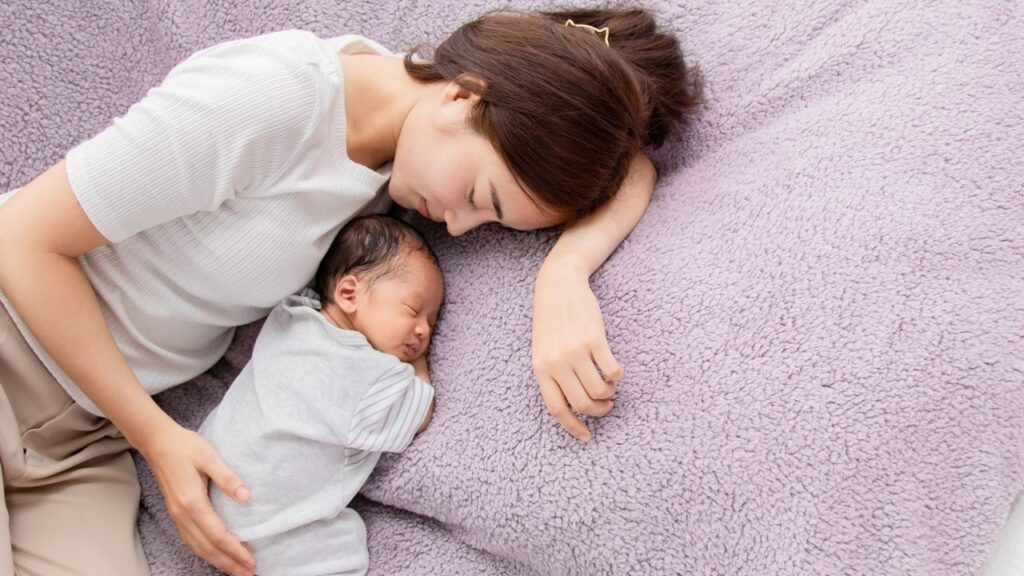 How to Bond with Your Newborn Baby as a Mother
