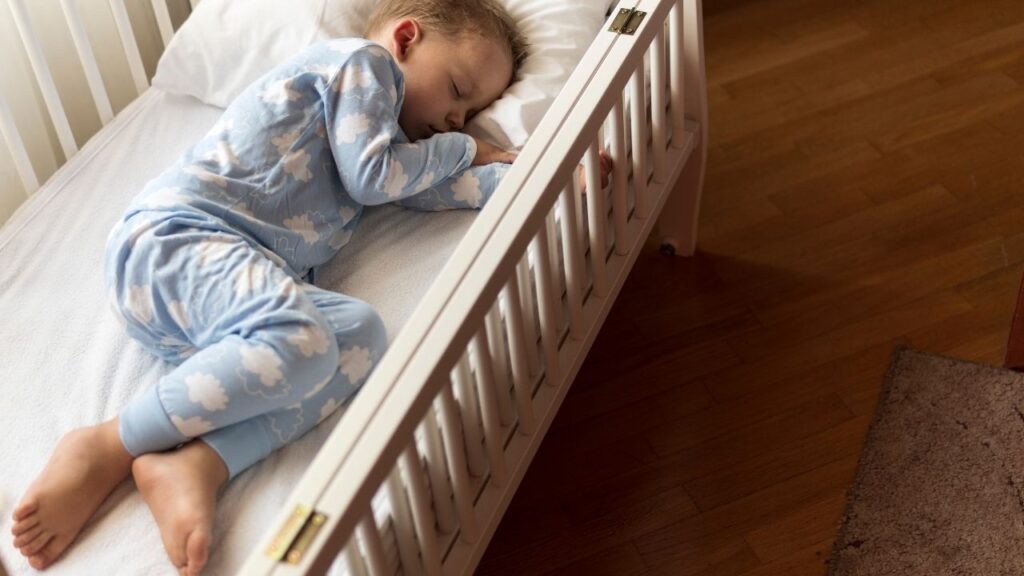 What is the Best Age to Move Your Child to a Toddler Bed